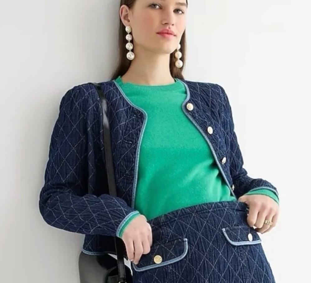J.Crew Quilted denim lady jacket blue Size 2 gold buttons